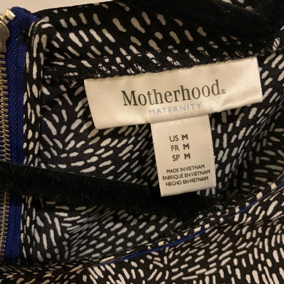 Patterned Maternity Top - Picture 4 of 4